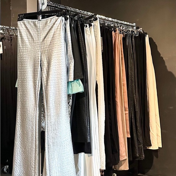 🛑PLS READ THE DESCRIPTION‼️SHOP MY NAKED WARDROBE COLLECTION FROM OUR STORE❣️🛑 - Picture 11 of 17